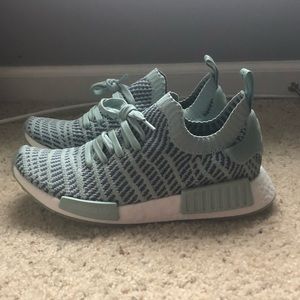 adidas Originals NMD R1 STLT Primeknit